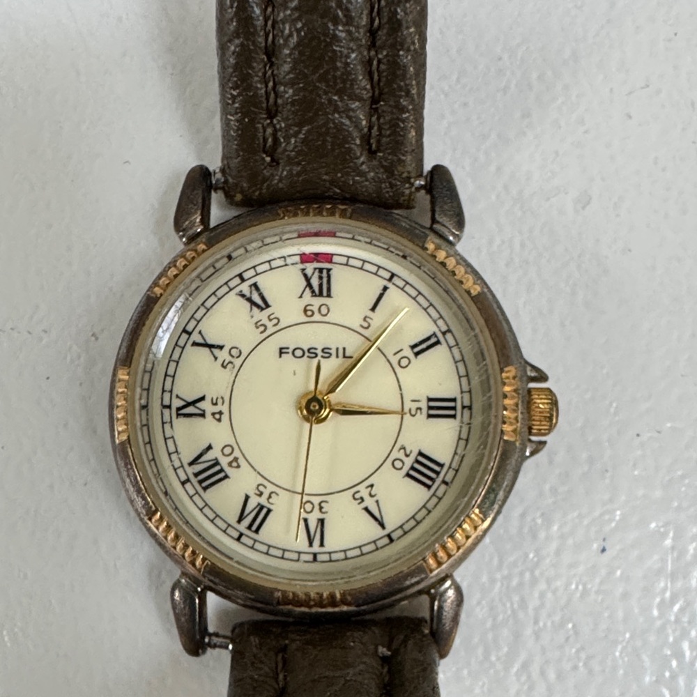 Fossil Vintage Style Watch with Brown/Green Leather Strap